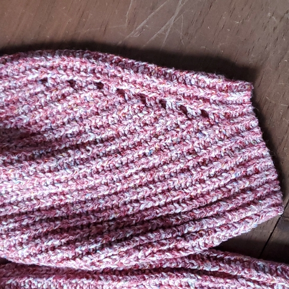 Universal Threads sweater - Picture 5 of 5